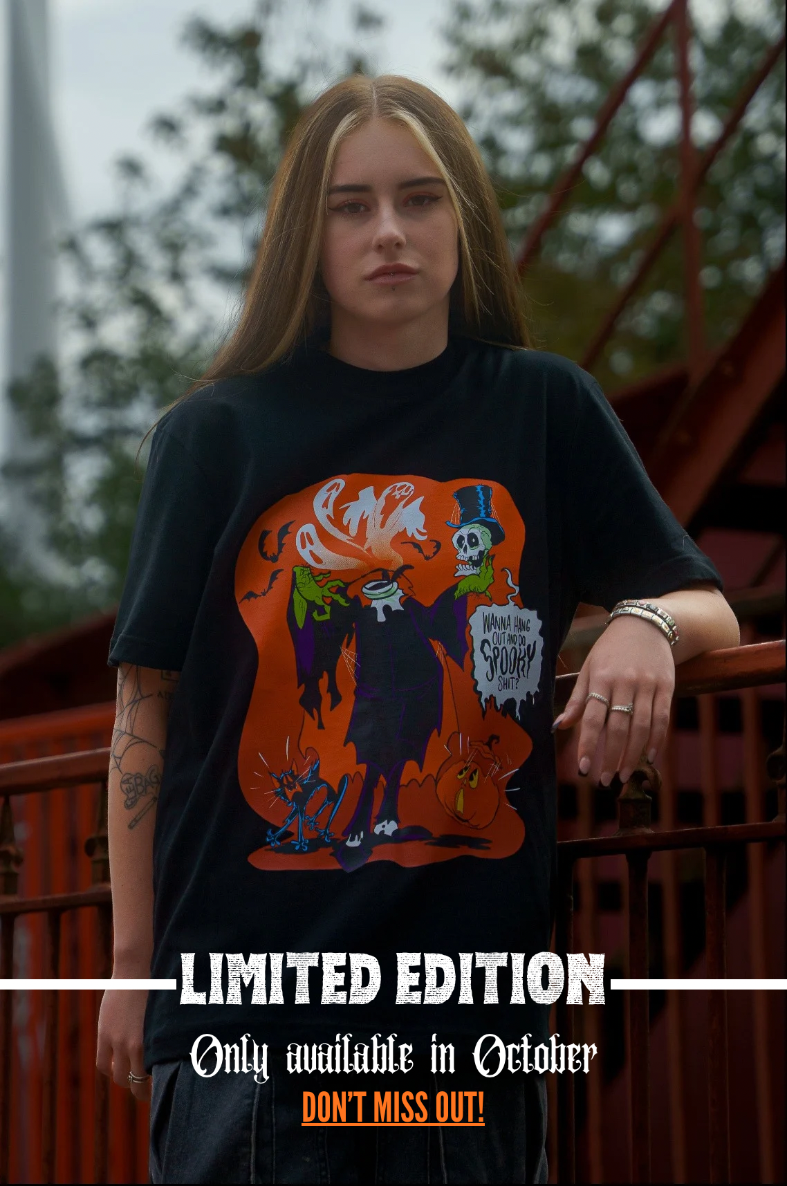 ‘SPOOKY SHIT’ standard T-shirt
